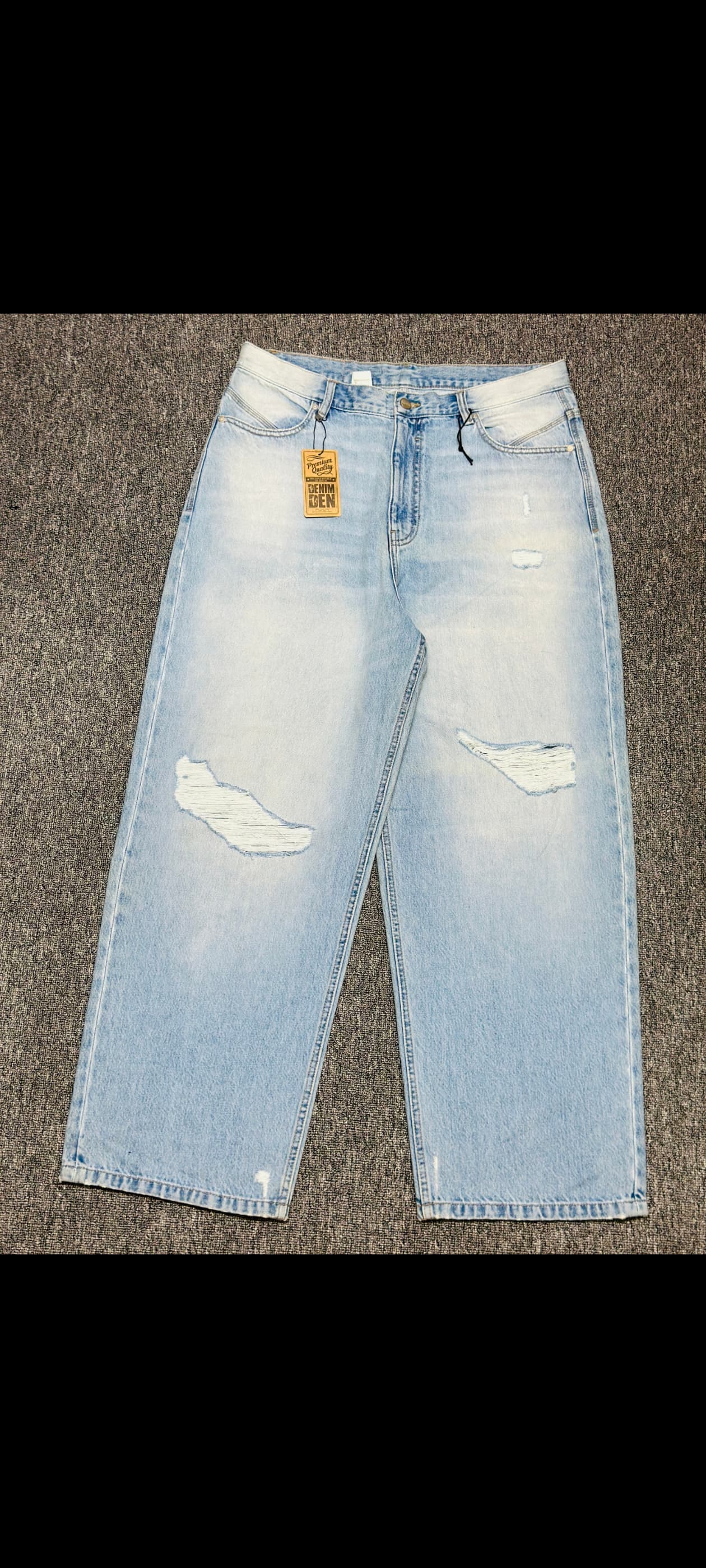 Glamorous Light Wash Ripped Wide-Leg Jeans 2