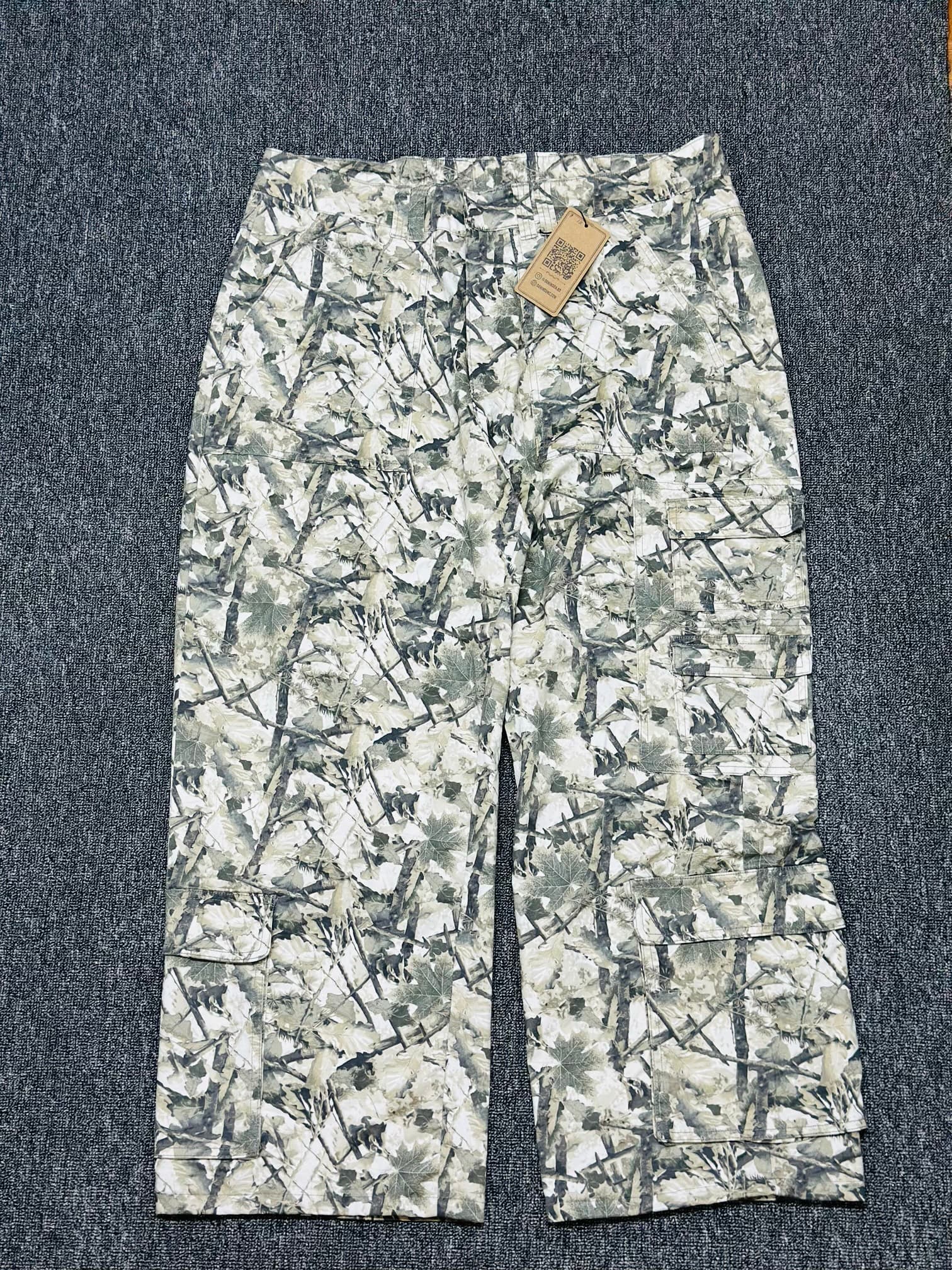 Tree Camo / RealTree Camouflage Cargo Pants  2